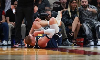 约基奇伤停引发成串疑问 “65场法则”会因他改变吗？