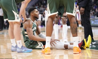 字母哥伤退波特26分7助 雄鹿主场险胜活塞