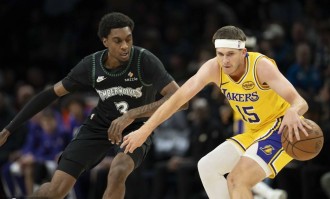 里夫斯砍28+16送压哨绝杀 湖人险胜森林狼