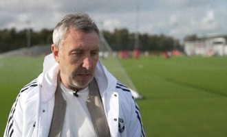 曼联总监：三连胜后球队心态没变化；球队走在正确方向上