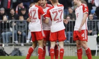 德甲霸主VS保级鱼腩：拜仁慕尼黑VS圣保利实力与意志的终极碰撞