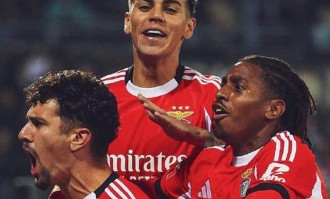 穆帅率领本菲卡3-0大胜，豪取10轮不败+紧随榜首1分，欧冠迎首胜