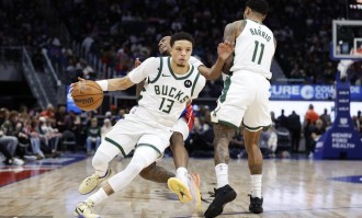 坎宁安23+6+12波特空砍32分 雄鹿不敌活塞