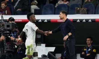 阿隆索：维尼修斯射失点球我不高兴，但没啥大不了