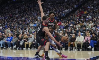 火箭3连败球队到底咋啦？一场巨大危机正在队内酝酿