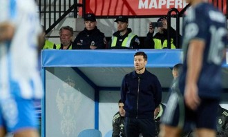 西甲两大豪门联袂晋级，马竞与皇马上演惊险胜利，两球星共创多项纪录