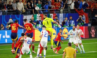 周四003意大利杯：拉齐奥VSAC米兰，意甲豪门德比！意杯生死战一触即发