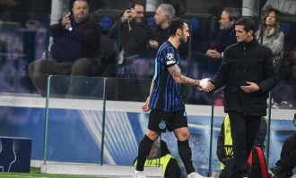 国际米兰主场0-1不敌利物浦，齐沃首发计划被意外换人打乱，晋级形势严峻