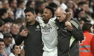 绝望2连崩！皇马更衣室失控阿隆索倒计时，天价转会费恐成最大输家？