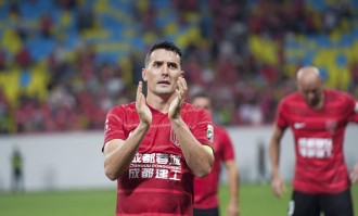 曝周定洋前往曼城体检，即将加盟中超新贵，公认最强内援后腰