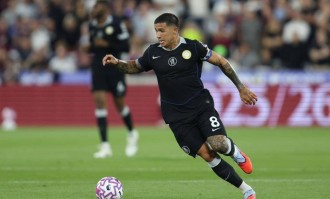 恩佐社媒晒怒吼照庆祝大胜巴萨：美妙的欧冠之夜，享受胜利吧！