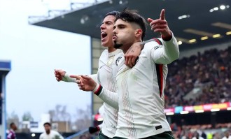 2-0伯恩利＋斩获联赛3连胜＋全部零封＋跃居积分榜第2位！