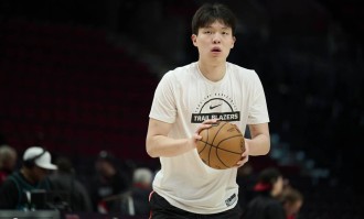 杨瀚森11分12板3助2帽 5失误3犯规混音负