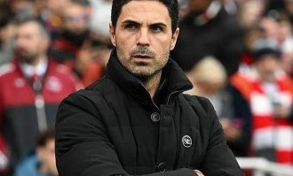 8连胜+10月零丢球！阿森纳2-0晋级联赛杯8强，冲击三冠王