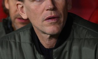 拜仁与孔帕尼续约，冲击德甲与欧冠双冠的决心