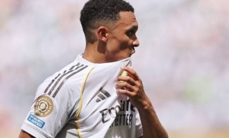 卡瓦哈尔伤退引变数，阿诺德或成皇马客战利物浦右路关键先生