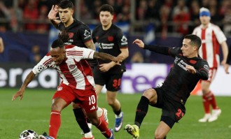 欧冠附加赛首回合：勒沃库森2-0完胜奥林匹亚科斯，希克梅开二度占据主动