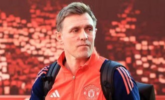 曼联冬窗必须全力梭哈！锁定 “无解妖星”，冲欧冠就靠他