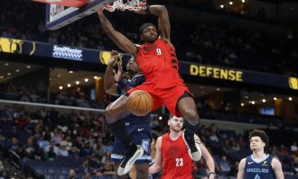 霍勒迪35+11格兰特30+9威廉姆斯20+11 开拓者胜灰熊