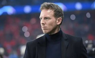 13轮不败+5分追冠！62岁穆帅封神，利物浦还能等来他吗？