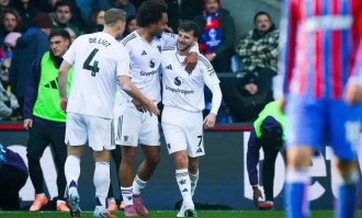 芒特制胜曼联2-1逆转！齐尔克泽破荒但冬窗必须买中场，阿莫林需要沃顿