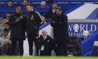 韦恩·鲁尼怒斥对切尔西教练罗森尼奥的批评：荒谬！