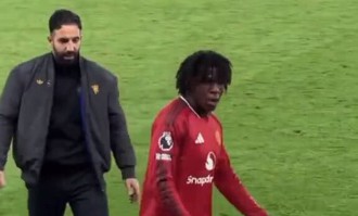 曝阿莫林仍可能下课，嫡系都质疑其用人！曼联冬窗计划将表明拉爵态度