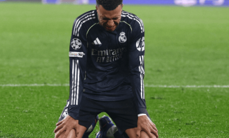 不装了，姆巴佩突爆争议消息！法国队不满，球迷：别耽误世界杯了