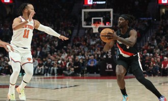 阿夫迪亚25分唐斯20+11 开拓者不敌尼克斯