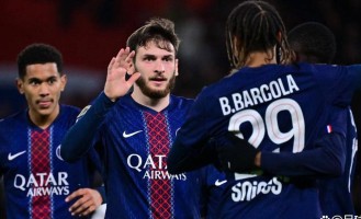 法甲大冷门爆发，黑马朗斯升榜首，强势压制巴黎圣日耳曼争冠局势