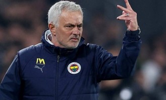 首胜！穆里尼奥击败欧洲四冠王，皇马决定欧冠成败