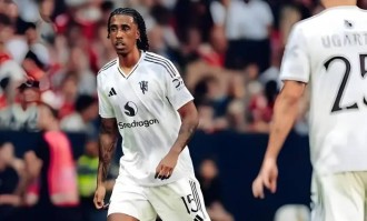 从维拉公园看红魔沉浮：一场2-1，揭开曼联复兴路上的三道伤疤！