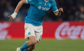 曼联弃将独造2球，AC米兰0-2那不勒斯无缘卫冕，意甲单线争冠