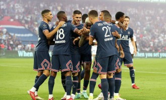 巴黎圣日耳曼近期状态遇阻，雷恩四连胜势头强劲，能否在法甲一决高下？