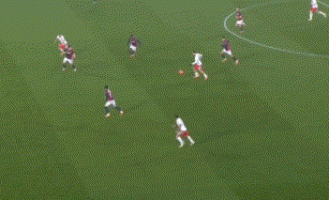 3-1,38岁昔日英超金靴获评MVP:无敌双响炮,助意甲第12掀翻意甲第5