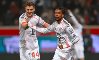 豪门悲喜夜：维拉2-1曼联豪取10连胜 巴萨2-0黄潜联赛8连胜 拜仁4-0