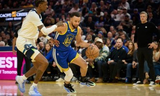 库里复出39分爱德华兹伤停 勇士惜败残阵森林狼