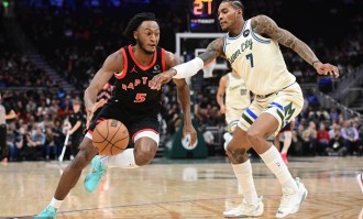 波蒂斯24+12巴恩斯24+11 雄鹿不敌猛龙