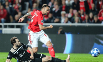 欧冠焦点战：勒沃库森VS纽卡斯尔联——战术博弈与胜负天平的深度剖析